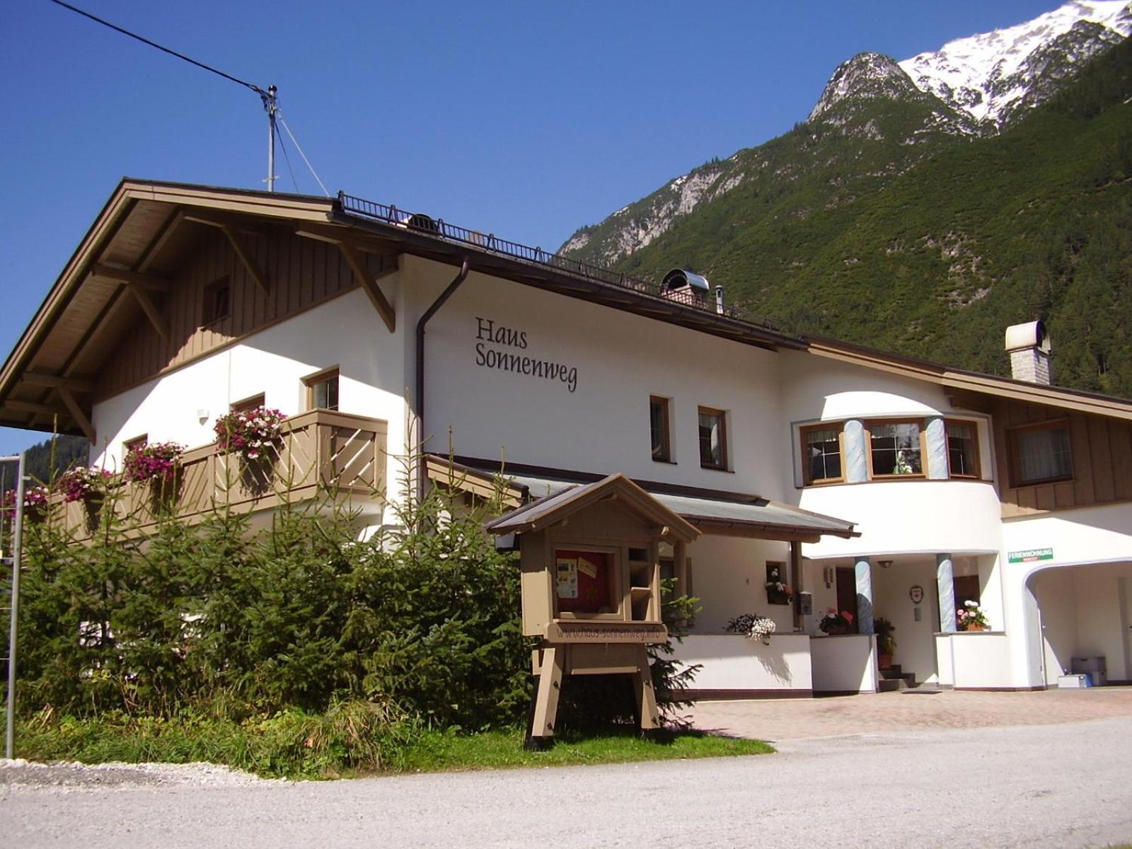 Haus Sonnenweg Apartman Leutasch Kültér fotó