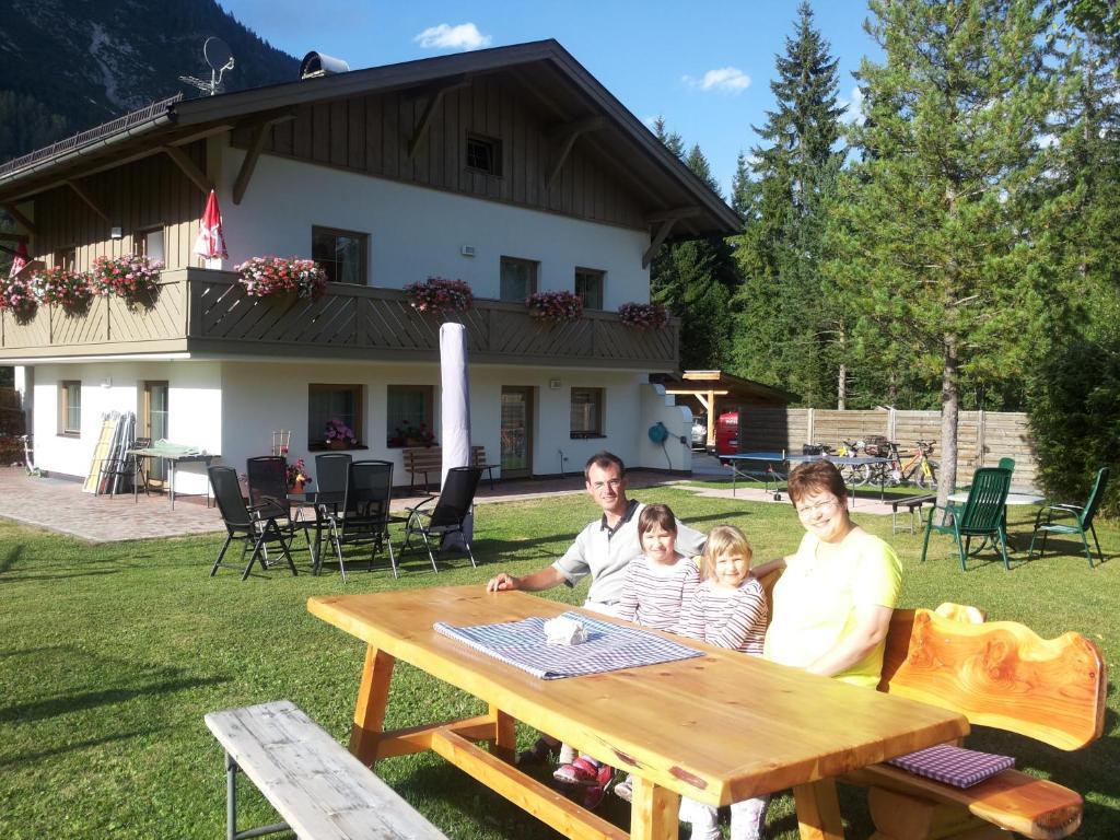 Haus Sonnenweg Apartman Leutasch Kültér fotó
